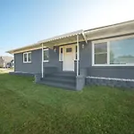Charming Erie Home About 2 Mi To Downtown Delights!