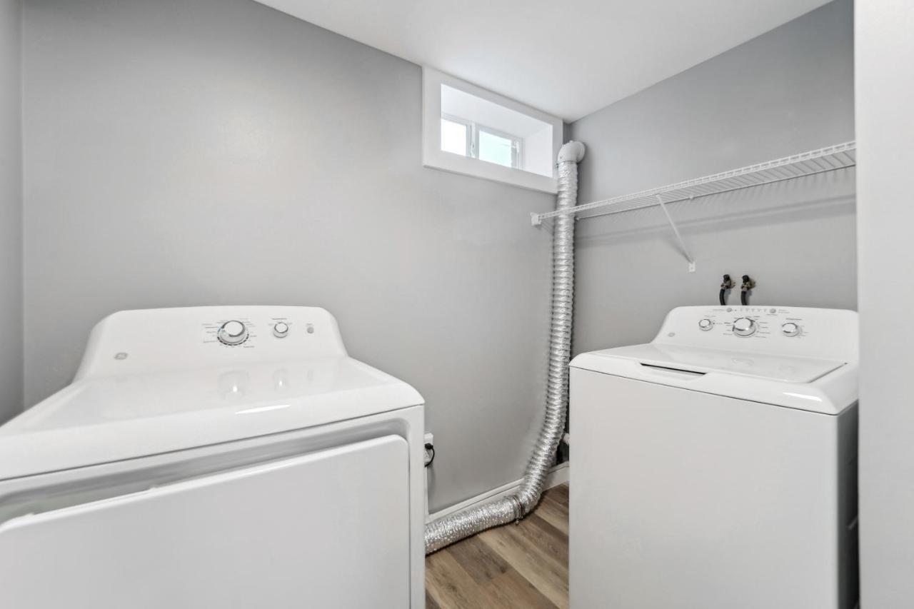 Holiday home Charming About 2 Mi To Downtown Delights! *
