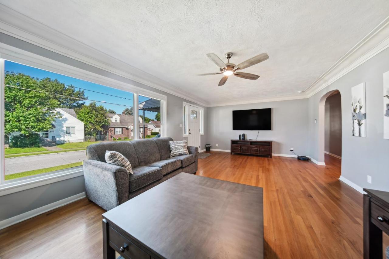 Charming About 2 Mi To Downtown Delights! Holiday home